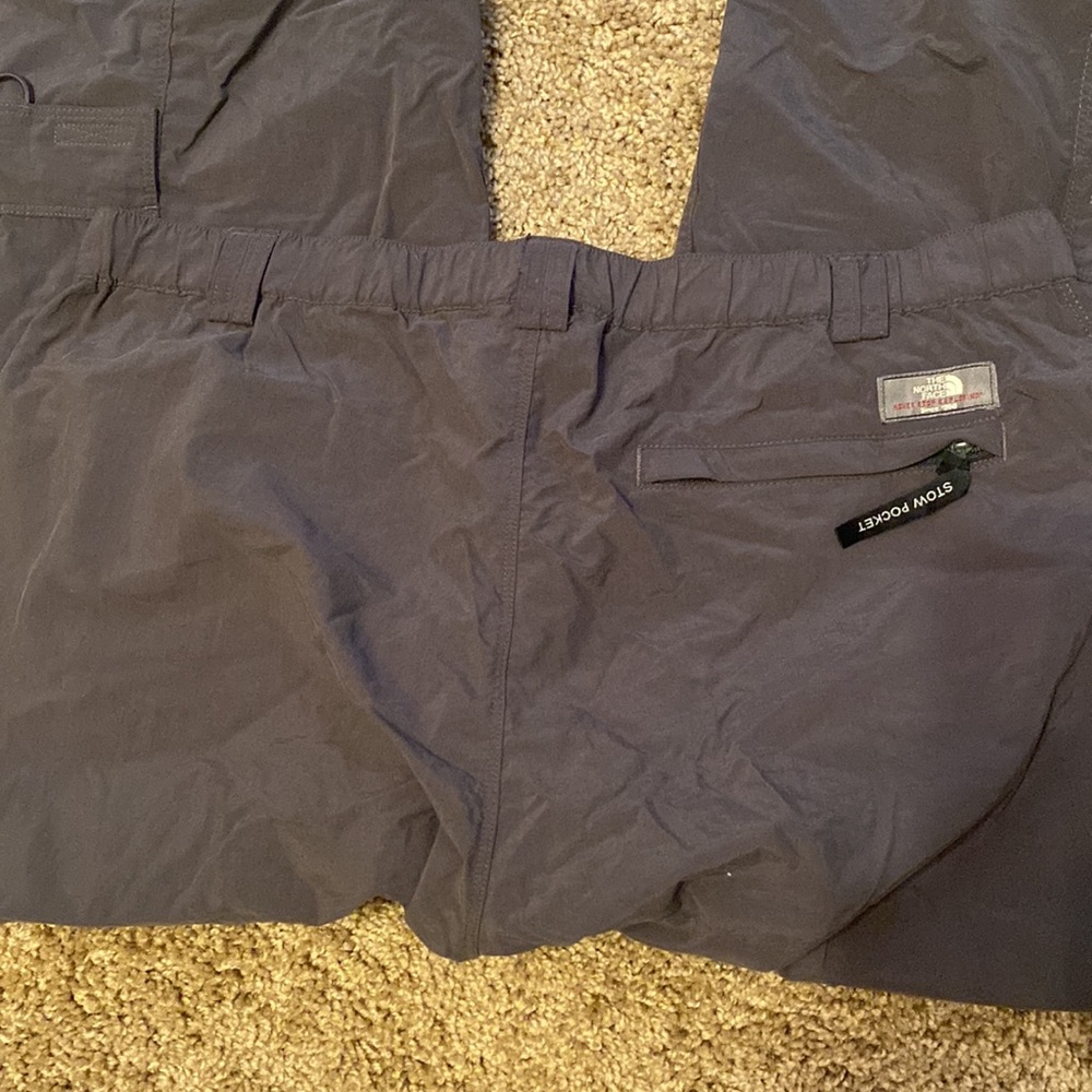 The North Face Ladies Cropped Pants - Picture 3 of 6